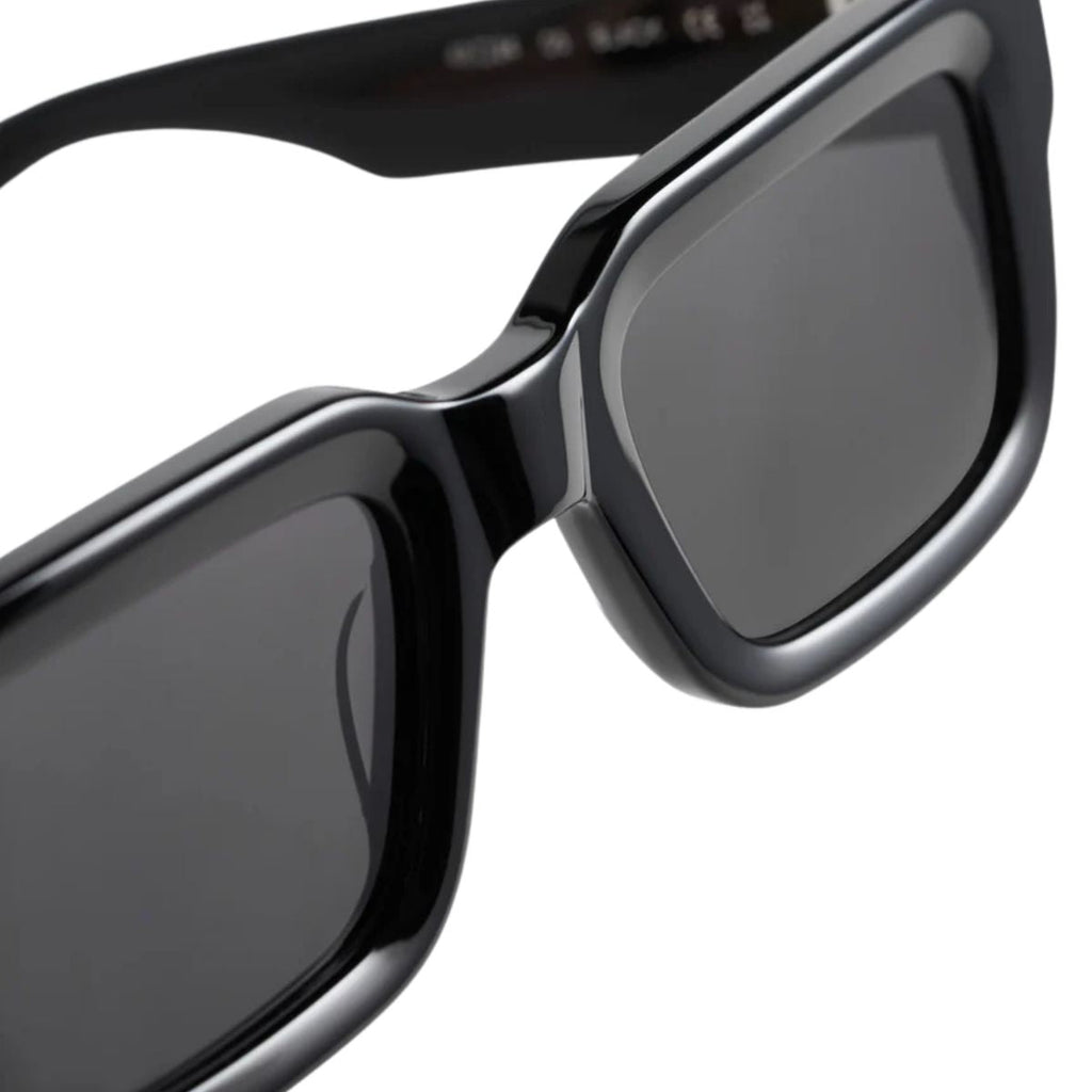Chimi Sunglass Core 05 Black